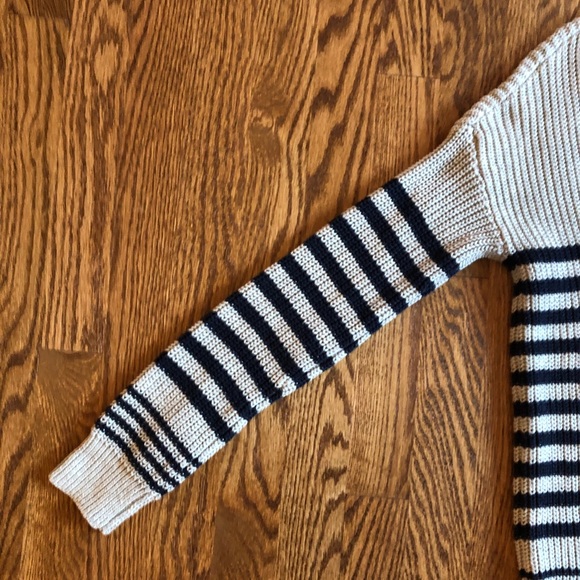 BDG Urban Outfitters gray navy stripes sweater - Picture 7 of 14